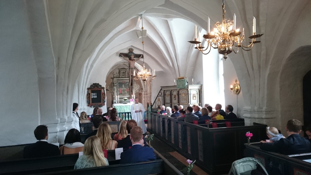 Bröllop i Vitaby kyrka. 